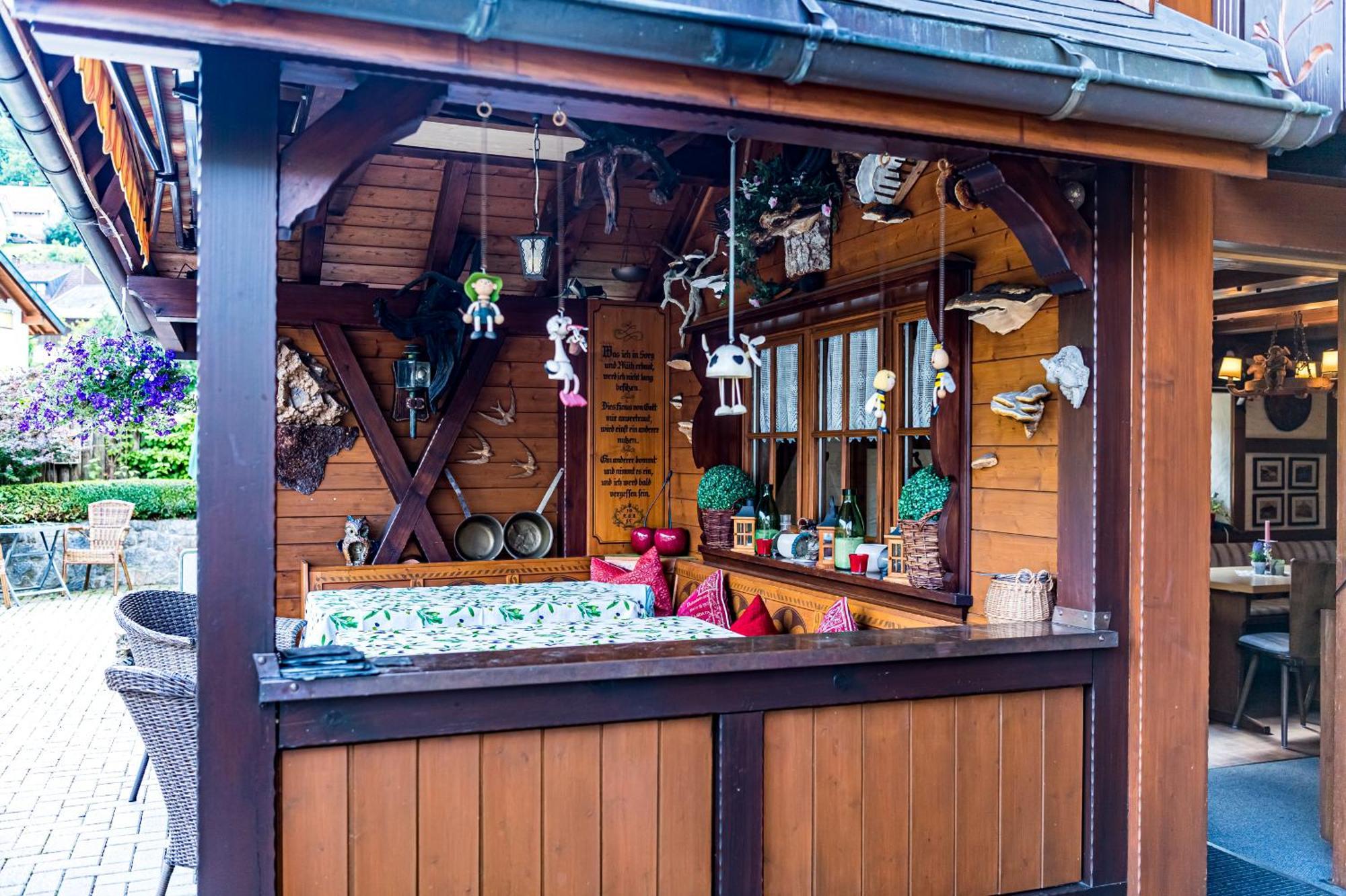 Haus Erika Hotell Wieden Exteriör bild